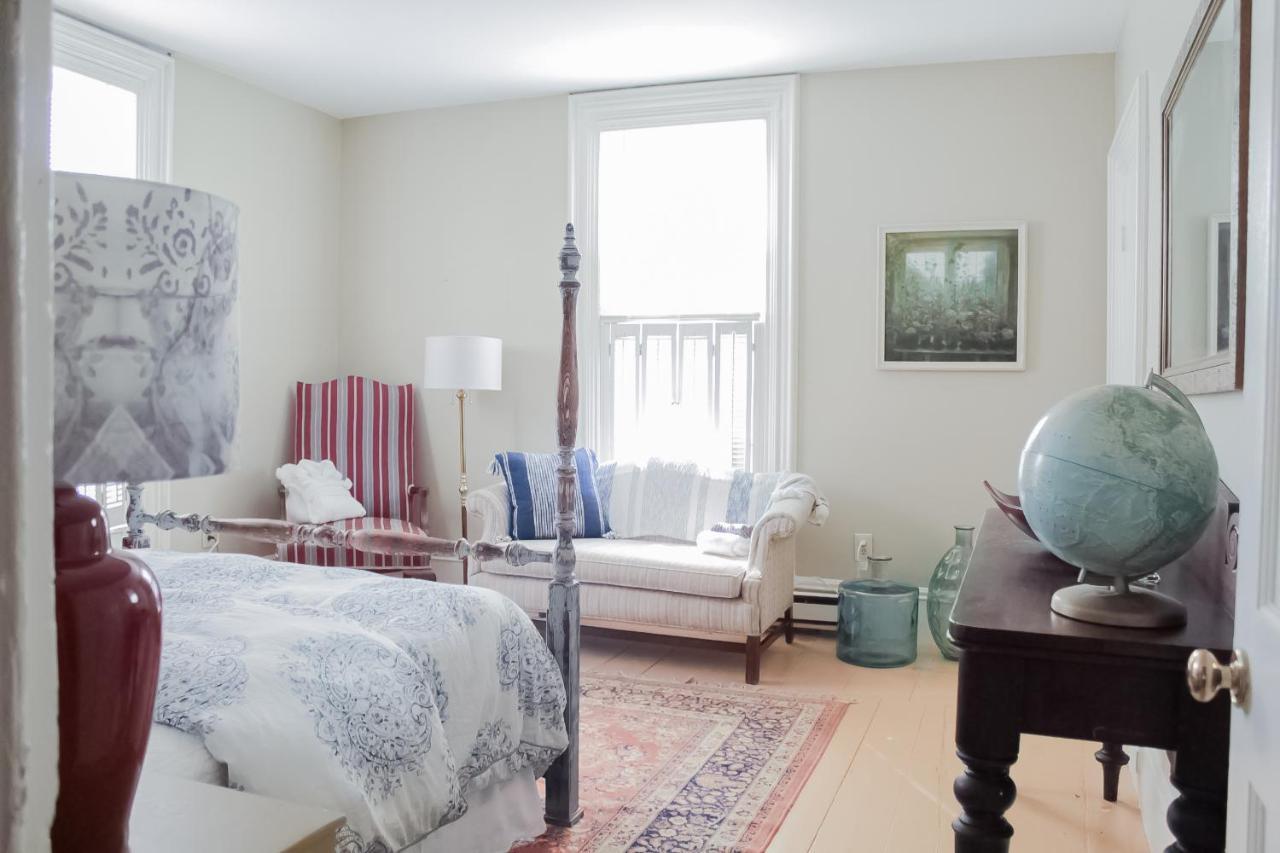 Honeysuckle Suite Apartment In Downtown Rockland Extérieur photo
