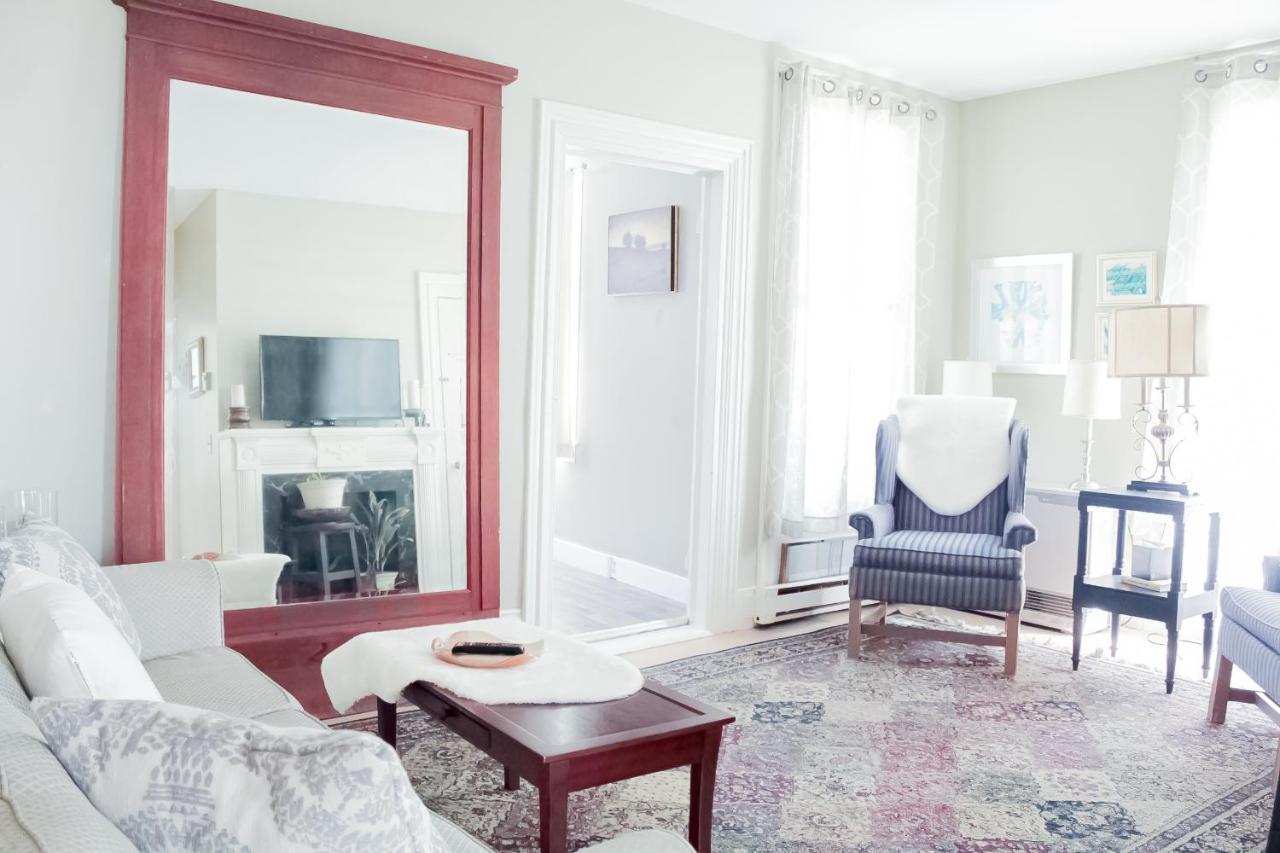 Honeysuckle Suite Apartment In Downtown Rockland Extérieur photo