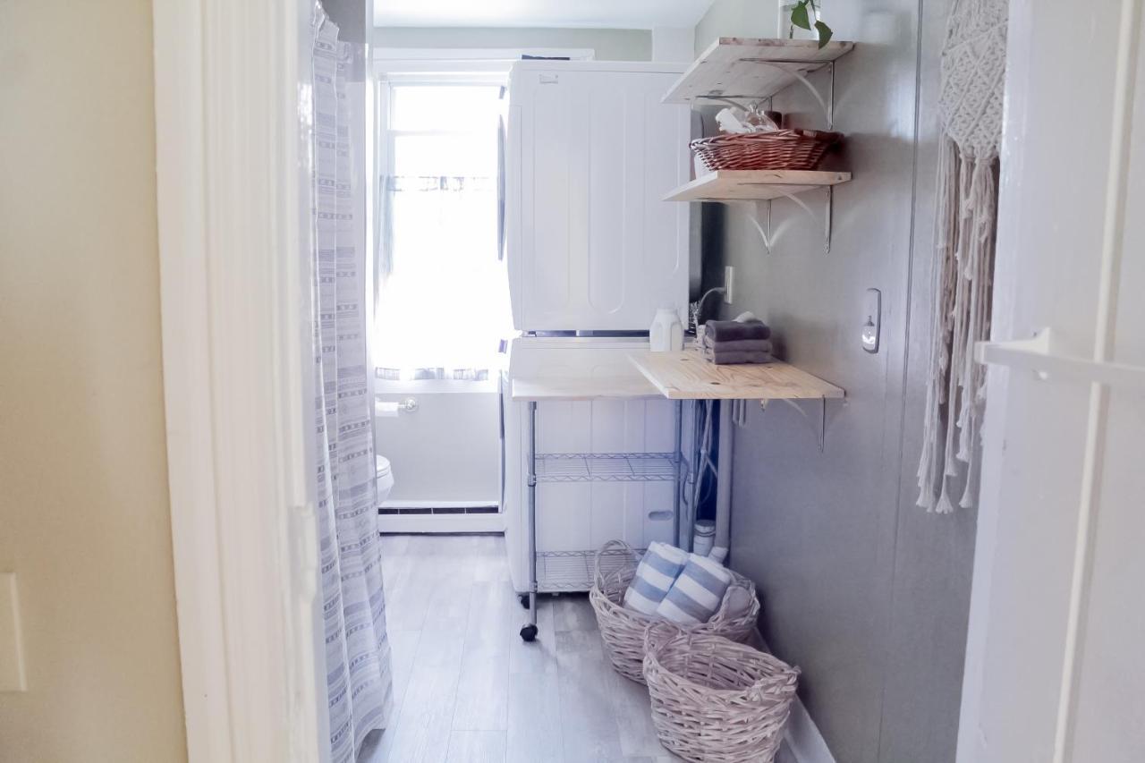 Honeysuckle Suite Apartment In Downtown Rockland Extérieur photo